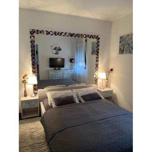Apartment Sweet Dreams-close to ZOO,Dinamo stadium and the city center