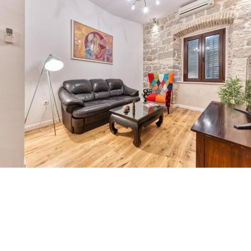 Apartment Talir