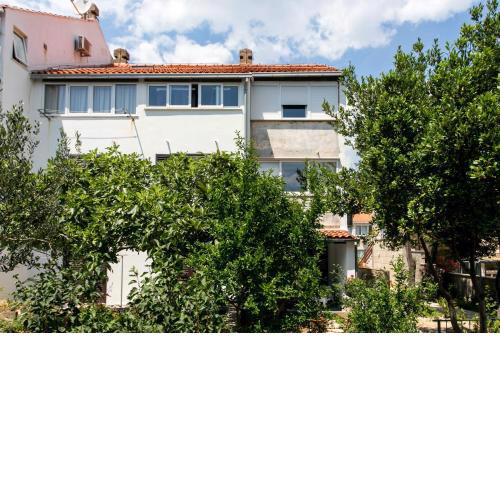 Apartment Tetepave