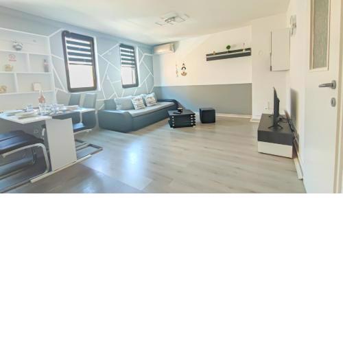 Apartment Tija