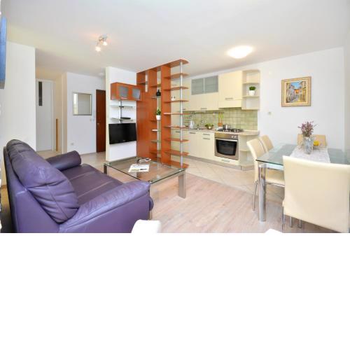 Apartment Tina Split