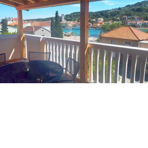 Apartment Tome-sea view