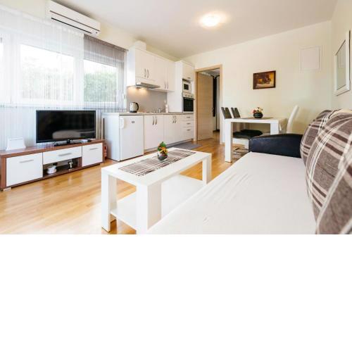 Apartment Tri sunca