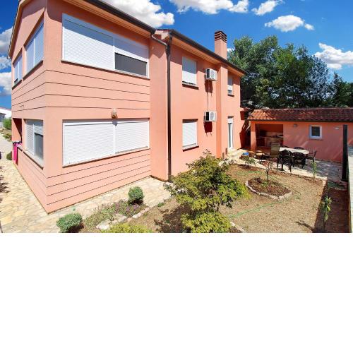 Apartment Valbandon 2198