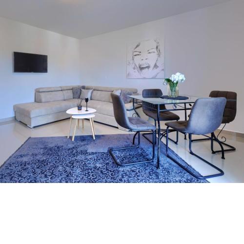 Apartment Villa Amra-6 by Interhome