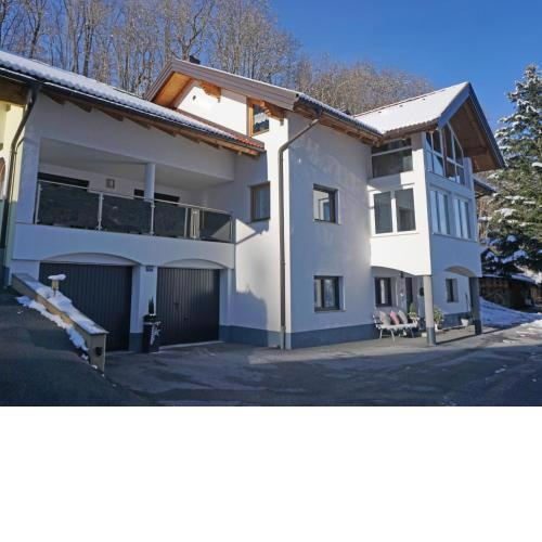 Apartment Walzthöni by Interhome