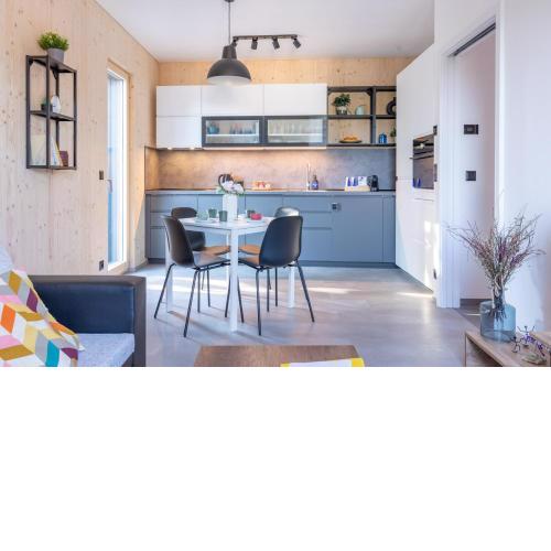 Apartment with garage and shared terrace in Krč