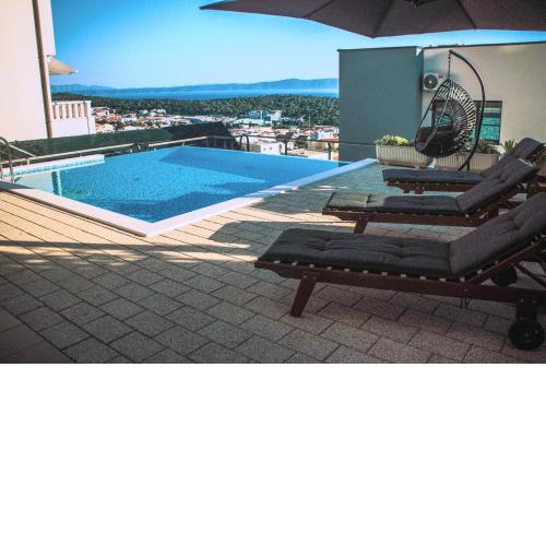 Apartment with private pool "Patricia"