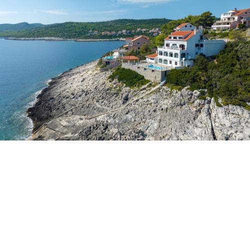 Apartment Zavalatica 183e