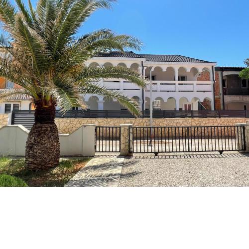 Apartmenthouse Ines
