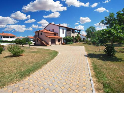 Apartments Adelmo 1189