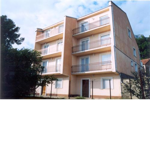 Apartments Adria