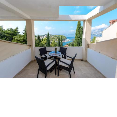 Apartments Aida