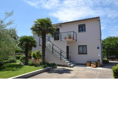Apartments Aki