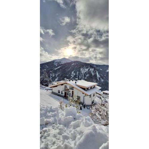 Apartments Amelie Kaunerberg -1-