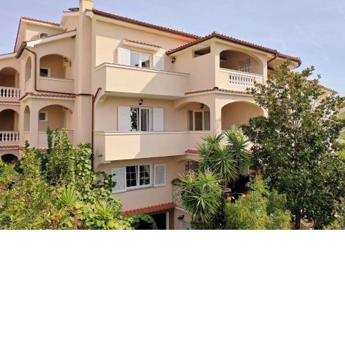 Apartments Anamarija S