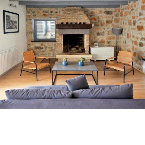 Apartments and Holiday House Jurcan with Swimming pool