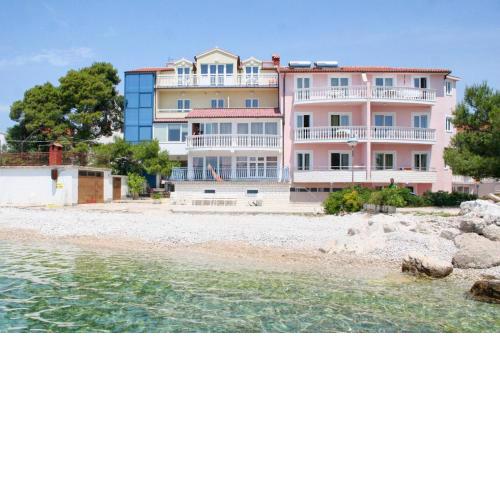 Apartments and rooms by the sea Primosten - 3088
