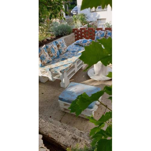 Apartments and Rooms Ivana