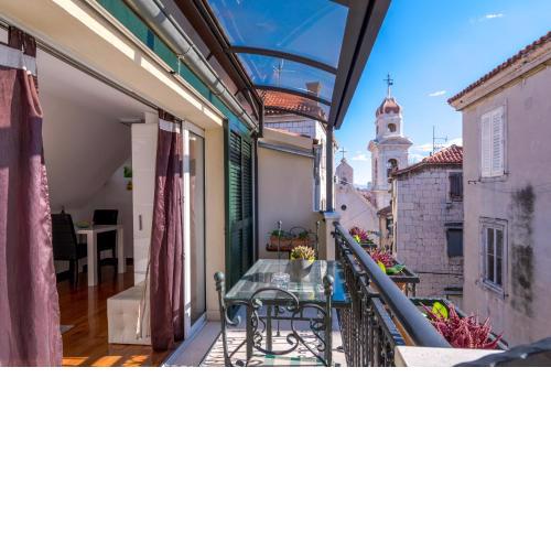 Apartments and Rooms Villa Erede