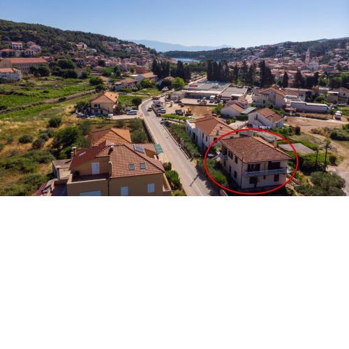 Apartments and rooms with parking space Jelsa, Hvar - 4028