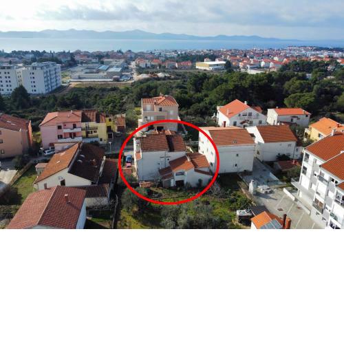 Apartments and rooms with parking space Zadar - 21805