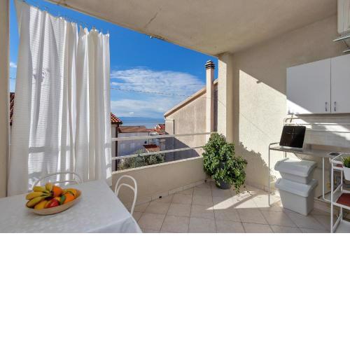 Apartments Angela Makarska