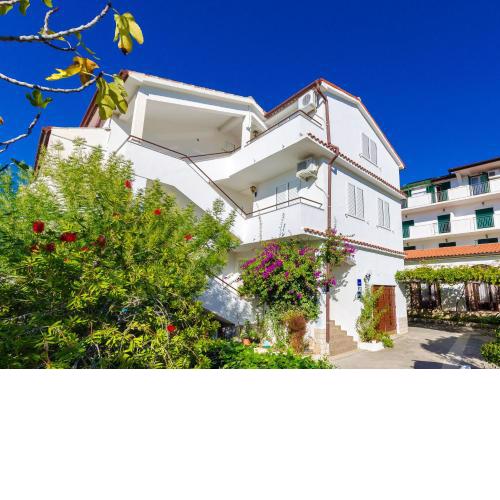 Apartments Anica J