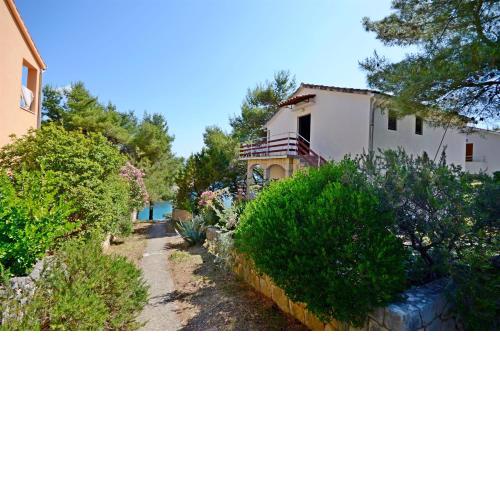 Apartments Antun
