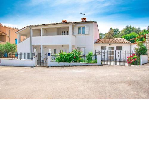 Apartments Betty