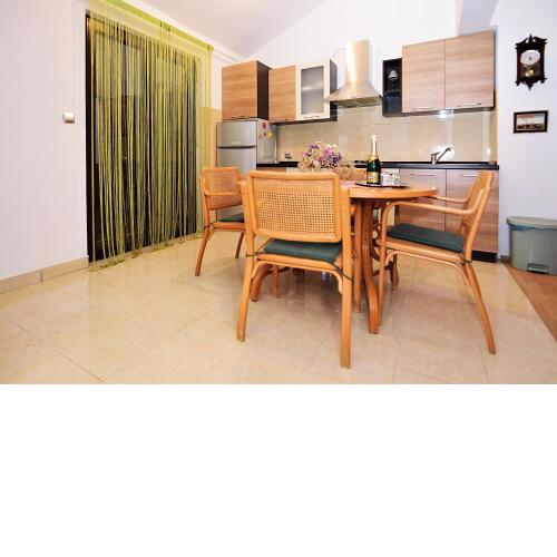 Apartments Bijuk
