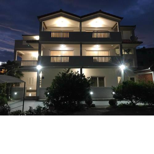 Apartments Bumbar