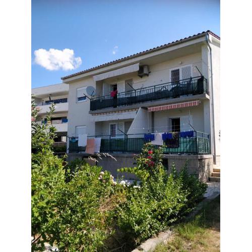 Apartments by the sea Banjol, Rab - 4965