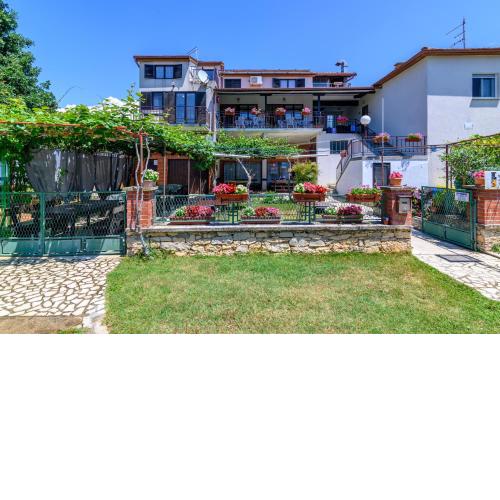 Apartments by the sea Banjole, Pula - 3002