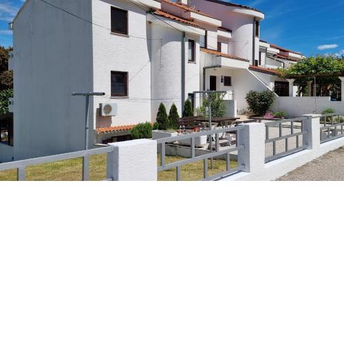 Apartments by the sea Baska, Krk - 20424