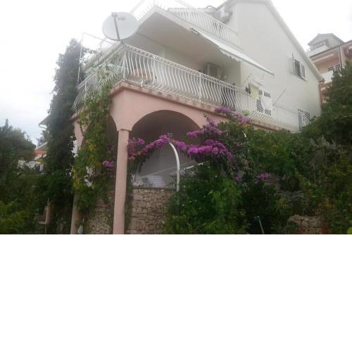Apartments by the sea Bilo, Primosten - 4208