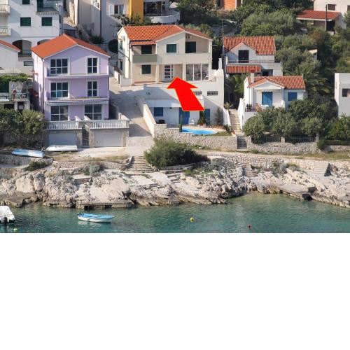 Apartments by the sea Bilo, Primosten - 8364