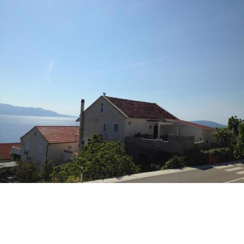 Apartments by the sea Brist, Makarska - 13011
