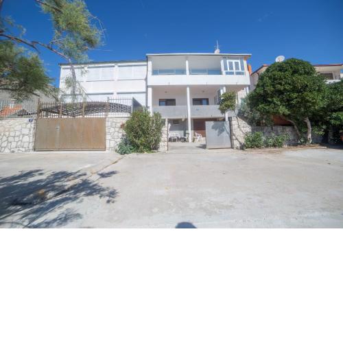 Apartments by the sea Businci, Ciovo - 23112