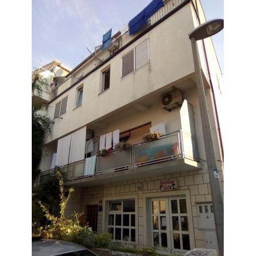 Apartments by the sea Gradac, Makarska - 16073