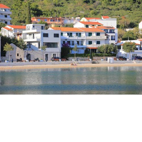 Apartments by the sea Igrane, Makarska - 6653