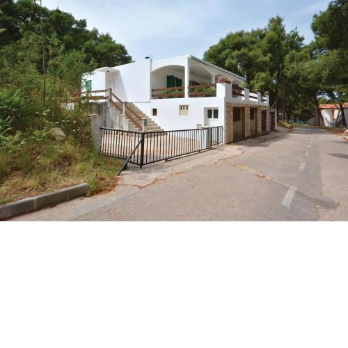 Apartments by the sea Jelsa, Hvar - 12247