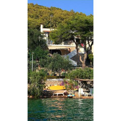 Apartments by the sea Kaprije - 15567