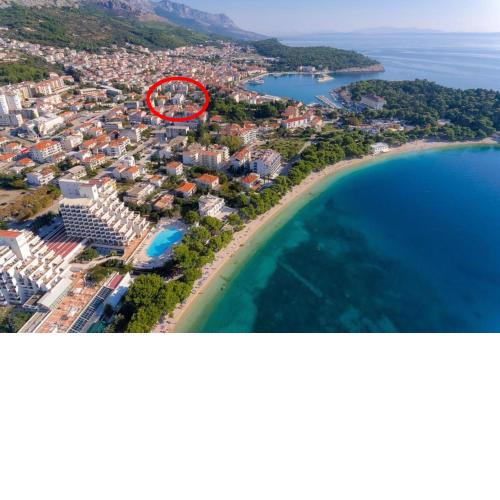 Apartments by the sea Makarska - 19210