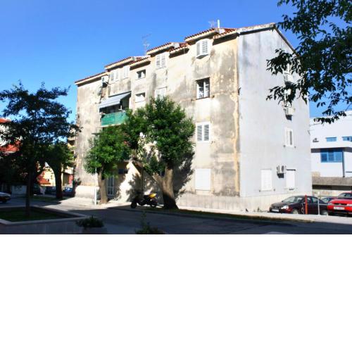 Apartments by the sea Makarska - 6738