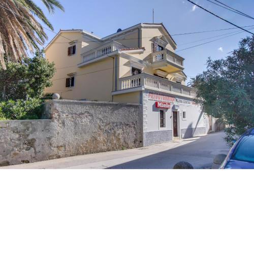 Apartments by the sea Mali Losinj (Losinj) - 15576