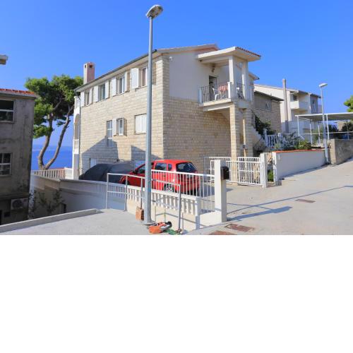 Apartments by the sea Mali Rat, Omis - 18485