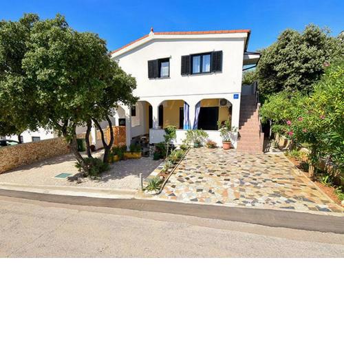 Apartments by the sea Mandre, Pag - 18047