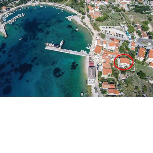 Apartments by the sea Martinscica, Cres - 14334