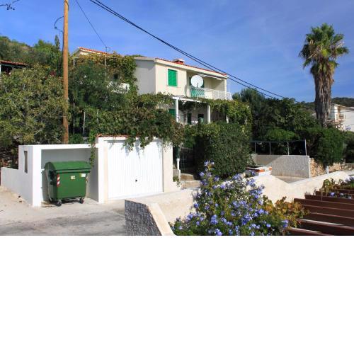 Apartments by the sea Milna, Vis - 1146